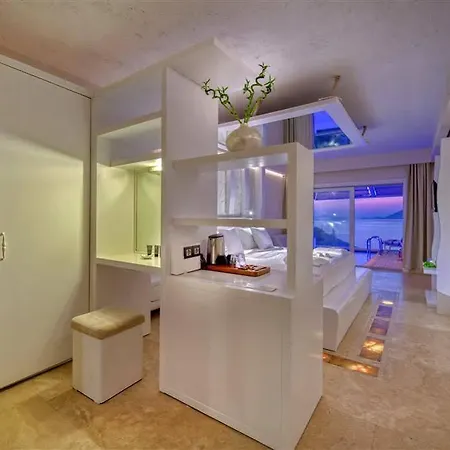 ホテル Peninsula Gardens (adults Only)