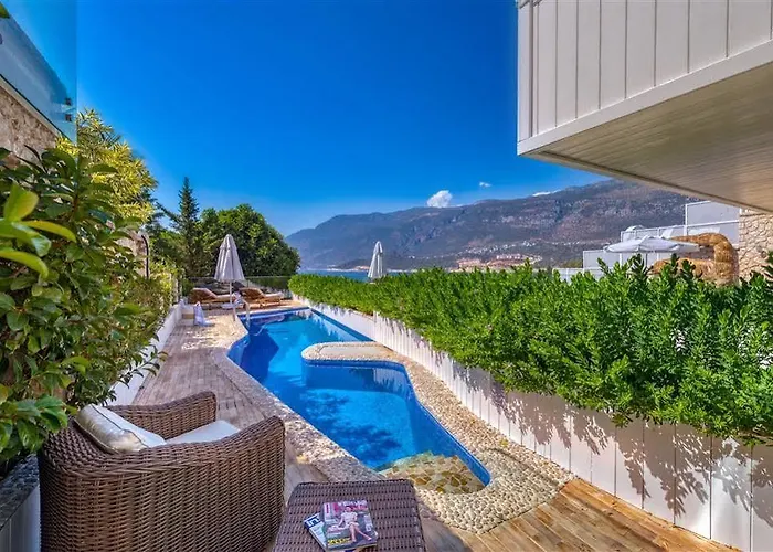 Peninsula Gardens (adults Only) Hotel