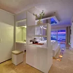 Hotel Peninsula Gardens (adults Only)